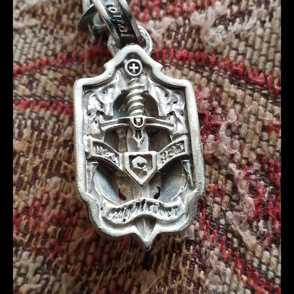 Royal Blood Lion Pendant Sterling Silver - Picture 5 of 16